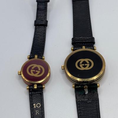 Two Gucci Watches (ST-DZ)