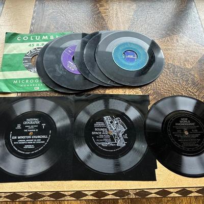 LOT OF VARIOUS 45’s, INCLUDING DISNEYS TREASURE ISLAND AND WINNIE THE POOH