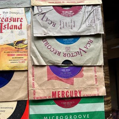 LOT OF VARIOUS 45’s, INCLUDING DISNEYS TREASURE ISLAND AND WINNIE THE POOH