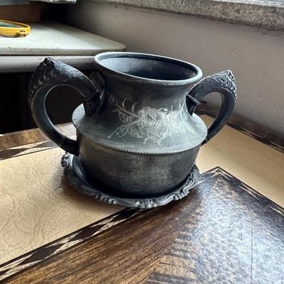 MINIATURE COLLECTOR PLATES, METAL CUP ON TRAY AND MINIATURE WOODEN SPINNING WHEEL