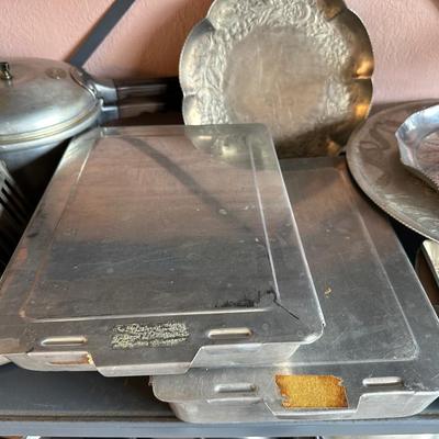 VINTAGE TOASTER, PRESTO COOK MASTER COOKER, 2 TIER SERVING TRAY AND MORE