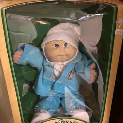 Cabbage patch dolls and clothes