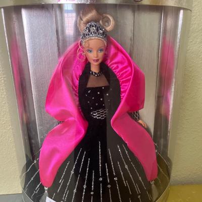 Holiday Barbie’s