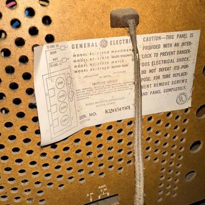 VINTAGE GENERAL ELECTRIC RECORD CONSOLE PLAYER