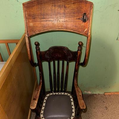 VINTAGE HIGH CHAIR AND BABY CRIB