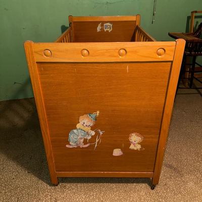 VINTAGE HIGH CHAIR AND BABY CRIB