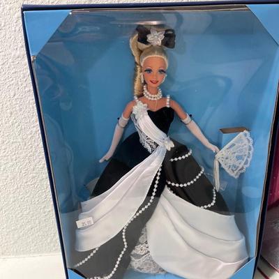 Waltz, winter fantasy, and holiday Barbie