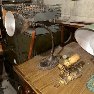 VINTAGE LAMPS