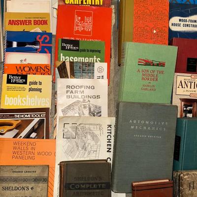 LARGE LOT OF VINTAGE BOOKS
