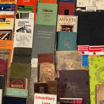 LARGE LOT OF VINTAGE BOOKS