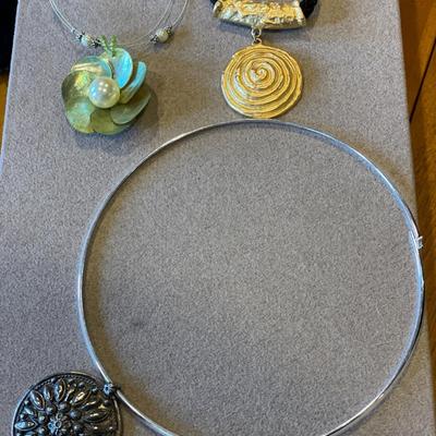 Ridiculously large necklaces