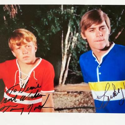 Flipper Luke Halpin and Tommy Norden signed photo