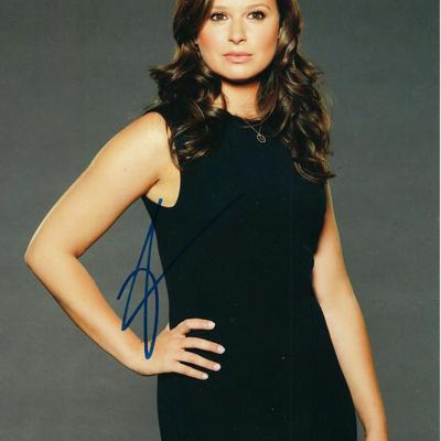 Inventing Anna Katie Lowes signed photo
