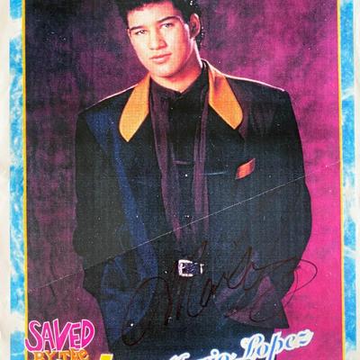 Mario Lopez signed page