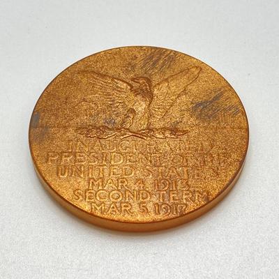 LOT 30: Collection of Bronze / Metal Collectible Tokens / Medals - Zachary Taylor (CC Wright), Abraham Lincoln, Washington Irving,...