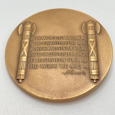 LOT 30: Collection of Bronze / Metal Collectible Tokens / Medals - Zachary Taylor (CC Wright), Abraham Lincoln, Washington Irving,...