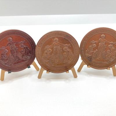 LOT 32:Collection of Vintage Bronze / Medal Tokens - Theodore Roosevelt, 1876 American Independence Commemorative 100th Anniversary and More