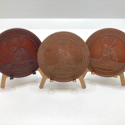 LOT 32:Collection of Vintage Bronze / Medal Tokens - Theodore Roosevelt, 1876 American Independence Commemorative 100th Anniversary and More
