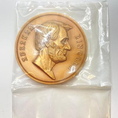 LOT 33: Vintage Collection of Medals / Tokens - Rosa Parks, Abraham Lincoln, American Numismatic Association and More