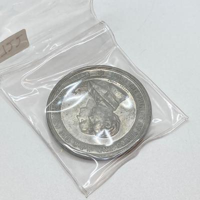 LOT 35: Vintage / Antique Tokens / Medals - S. Plimsoll Coffin Ship, Prince of Wales / Princess Alexandra and Earls Court Gigantic Wheel