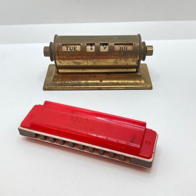 LOT 46: Vintage / Antique Collection - Knives, Coins, Toy Car, Sundial, Wallet, Wooden Token and Much More