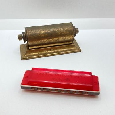 LOT 46: Vintage / Antique Collection - Knives, Coins, Toy Car, Sundial, Wallet, Wooden Token and Much More
