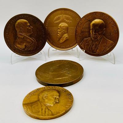 LOT 60: Assortment of Five (5) Bronze Medals of Historical Figures