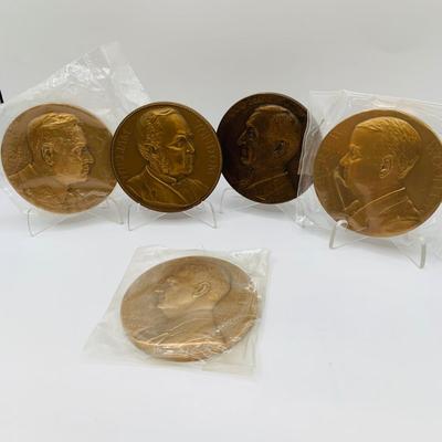 LOT 62: Assortment of Five (5) US Mint Medals