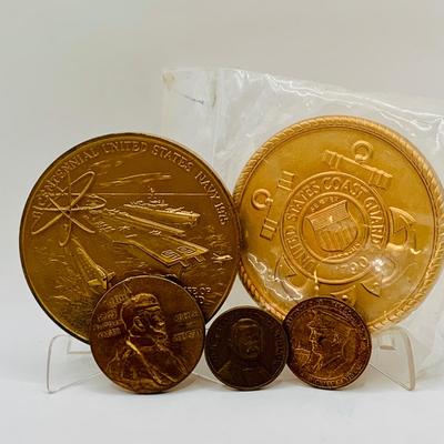 LOT 63: Bronze Medals and Tokens Honoring Military Achievements