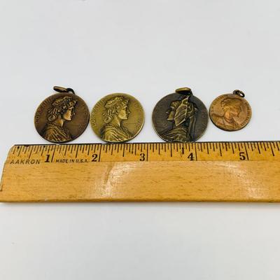 LOT 67: Collection of French and Austrian Bronze Medals