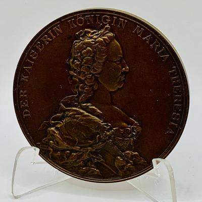 LOT 67: Collection of French and Austrian Bronze Medals
