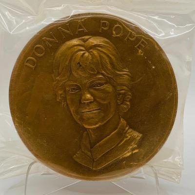 LOT 68: Bronze US Mint Medals Featuring 1859 Medal of the US Mint Snowden