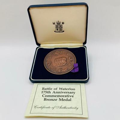LOT 71: Royal Mint UK Battle of Waterloo 175th Anniversary Commemorative Bronze Medal