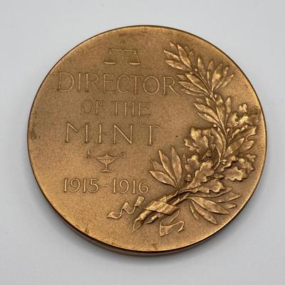 LOT 82: Bronze Metal Medallions: Harry S Truman, Franklin D Roosevelt, Warren Burger, Lydon B Johnson, Robert W Woolley