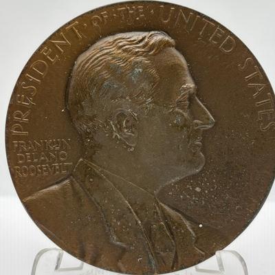 LOT 87: Bronze Metal Medallions: Franklin D Roosevelt, Robert B Anderson, John W Snyder, Diamond Jubilee, George P Shultz