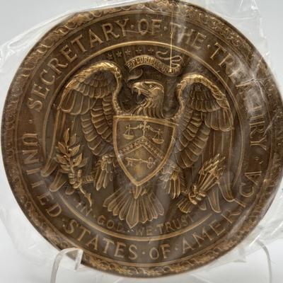 LOT 87: Bronze Metal Medallions: Franklin D Roosevelt, Robert B Anderson, John W Snyder, Diamond Jubilee, George P Shultz