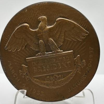 LOT 87: Bronze Metal Medallions: Franklin D Roosevelt, Robert B Anderson, John W Snyder, Diamond Jubilee, George P Shultz