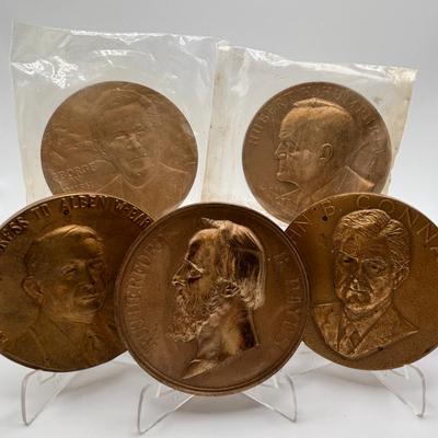 LOT 90: Collectible Bronze Metal Medallions President Hubert H Humphreys, Alben W Barkley, President George W Bush, John B Connally,...