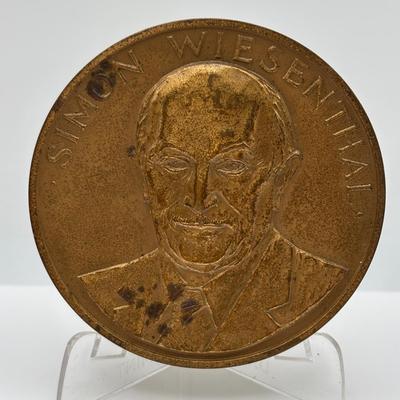 LOT 95: Assortment of Five (5) Bronze Metal Medallions: Charles Lindbergh, Benjamin Franklin, Joseph W Barker and Others