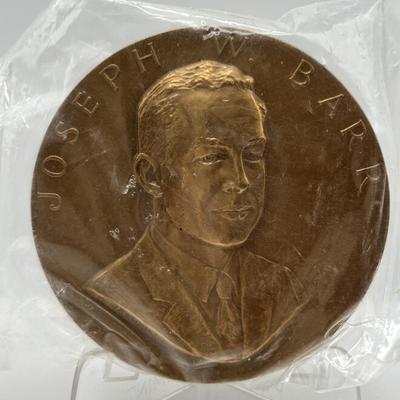 LOT 95: Assortment of Five (5) Bronze Metal Medallions: Charles Lindbergh, Benjamin Franklin, Joseph W Barker and Others