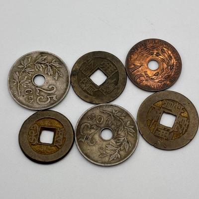 LOT 107: Foreign Coins/Tokens
