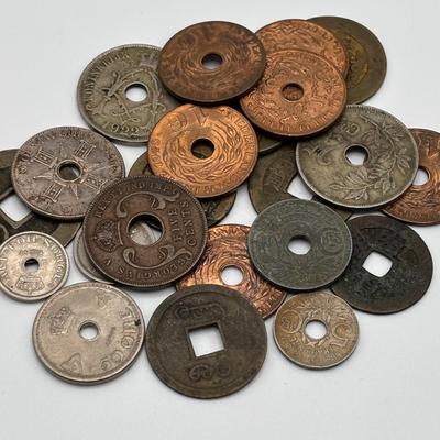 LOT 107: Foreign Coins/Tokens