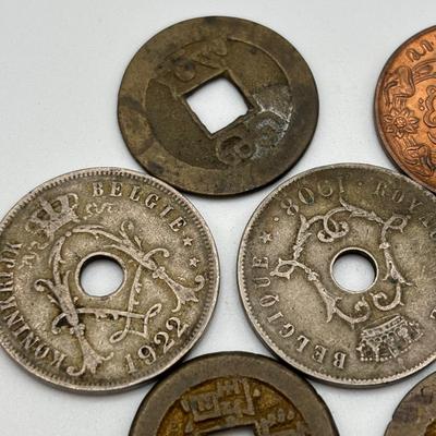 LOT 107: Foreign Coins/Tokens