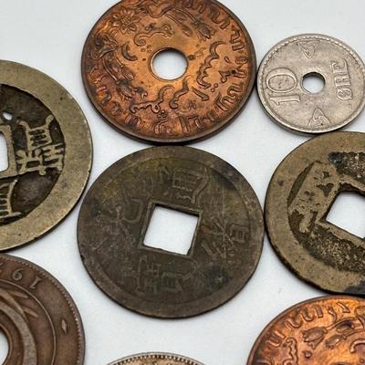 LOT 107: Foreign Coins/Tokens