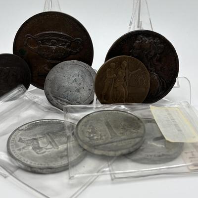 LOT 108: Medal/Medallions: King George II, Peace, Sir Edward Tomasons Warwick Vase, French Military, Wellington Statue, Princess...