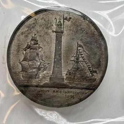 LOT 108: Medal/Medallions: King George II, Peace, Sir Edward Tomasons Warwick Vase, French Military, Wellington Statue, Princess...