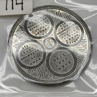 LOT 108: Medal/Medallions: King George II, Peace, Sir Edward Tomasons Warwick Vase, French Military, Wellington Statue, Princess...