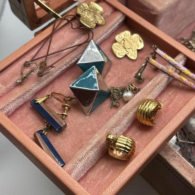 LOT 140: Jewelry with Jewelry Box
