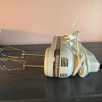 KITCHENAID HAND MIXER, SLOW COOK CROCK, ELECTRIC FLAME FONDUE AND GRILL-ETTE