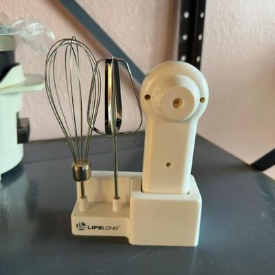 RIVAL SMOKELESS INDOOR ELECTRIC GRILL, CHEFMATE FOOD CHOPPER, NORDIC WARE ELECTRIC MULTI-FRI AND SMALL MIXER